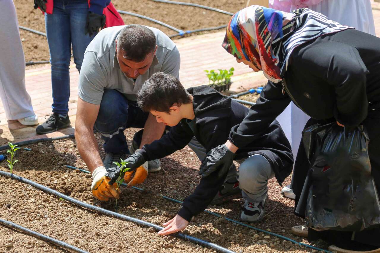 Konya’da down sendromlu çocuklar geleceğe yatırım yaptı 13